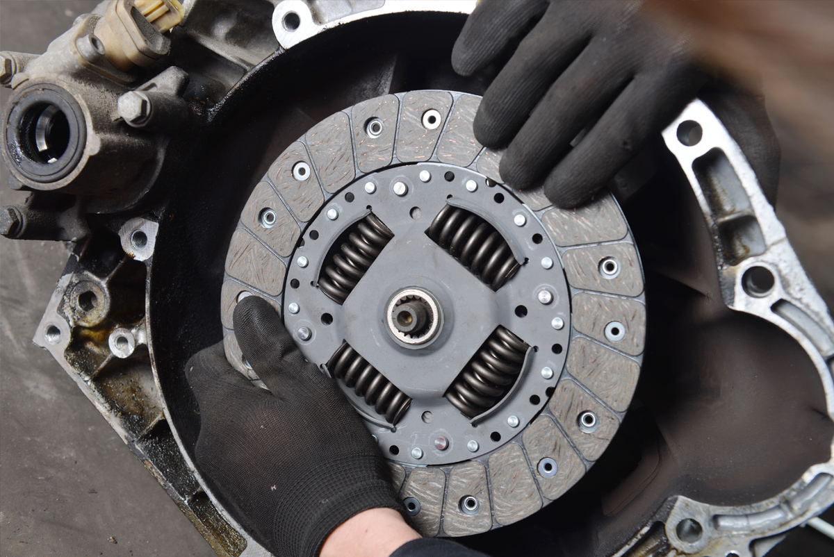 Clutch Repair and Services in Babylon, NY | Frontline Auto Repair